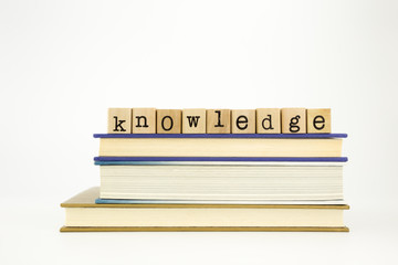 地球历史分为那几个阶段-列出各阶段主要的构造运动