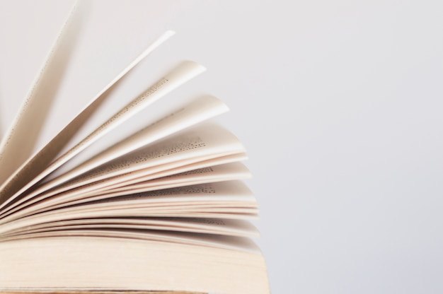 初一必读书目有哪些